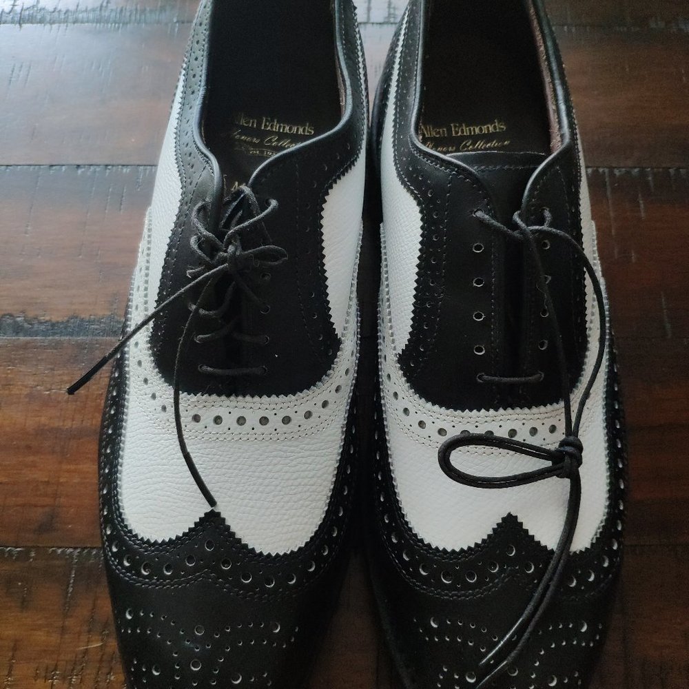 Allen Edmonds (sz 10 B) Wingtip Golf Shoes